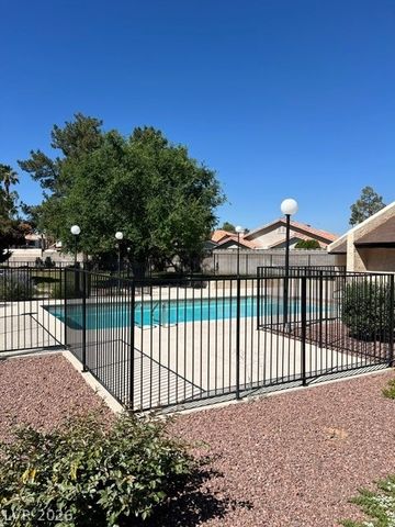 3939 South Torrey Pines Drive, Las Vegas, NV 89103