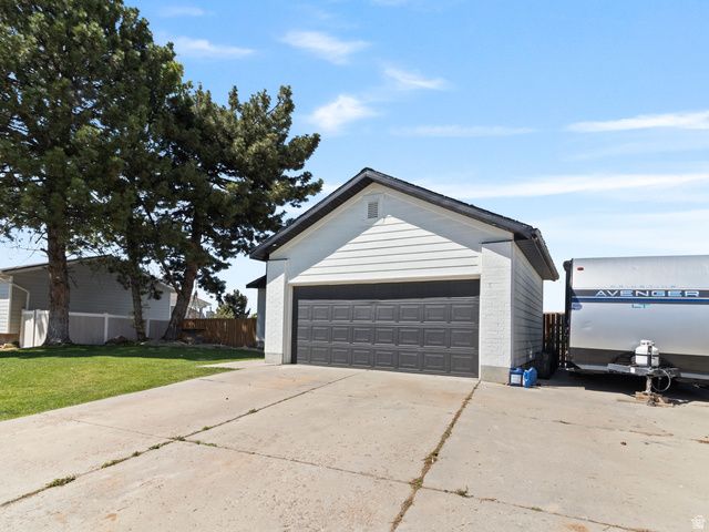 6048 W CONTADORA LN, West Valley City, UT 84128