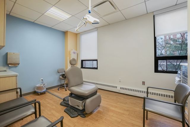 20 Hope Avenue 207, Waltham, MA 02453