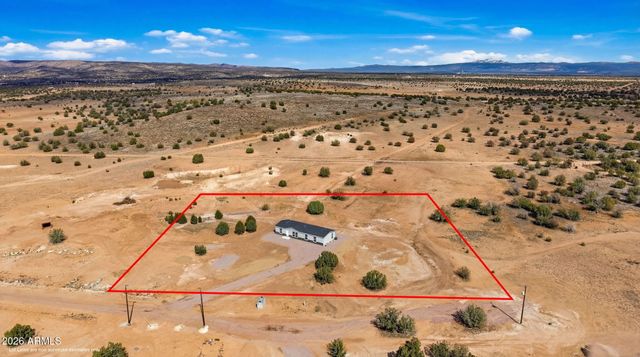 1496 E Whirlpool Drive, Paulden, AZ 86334