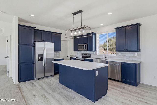 1496 E Whirlpool Drive, Paulden, AZ 86334