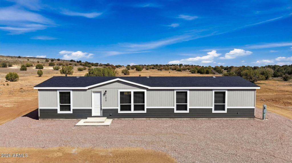 1496 E Whirlpool Drive, Paulden, AZ 86334