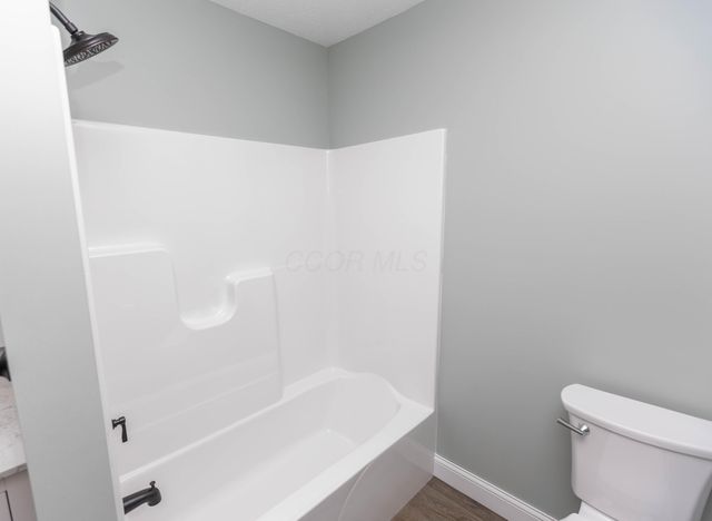 828 Terrace View Drive, Howard, OH 43028