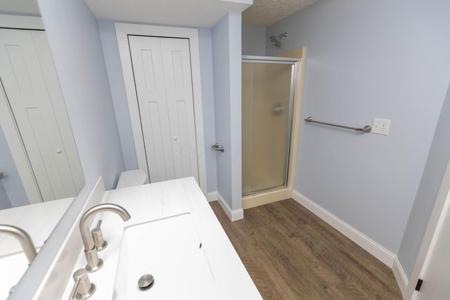 828 Terrace View Drive, Howard, OH 43028
