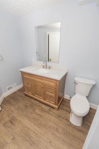 828 Terrace View Drive, Howard, OH 43028
