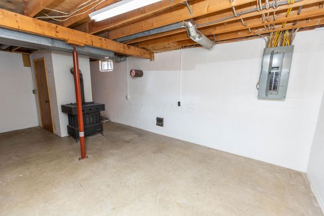 828 Terrace View Drive, Howard, OH 43028
