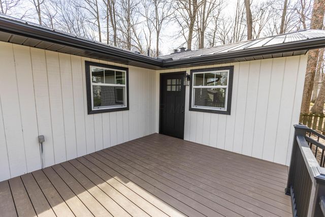 828 Terrace View Drive, Howard, OH 43028