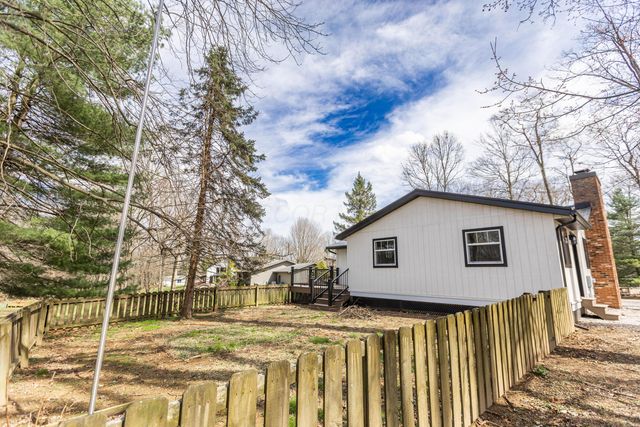 828 Terrace View Drive, Howard, OH 43028