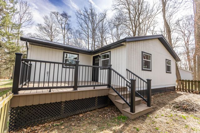 828 Terrace View Drive, Howard, OH 43028