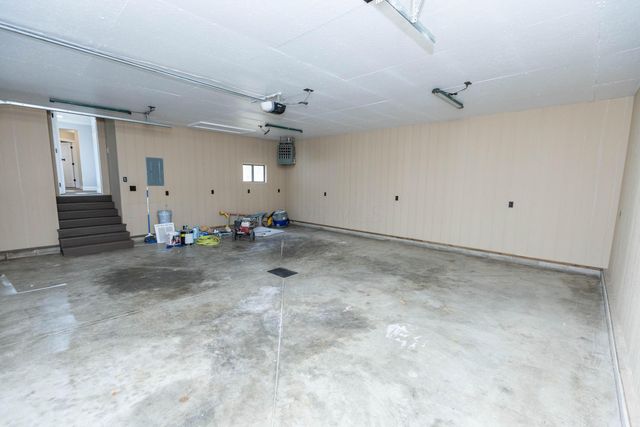 828 Terrace View Drive, Howard, OH 43028
