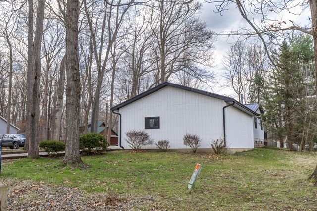 828 Terrace View Drive, Howard, OH 43028