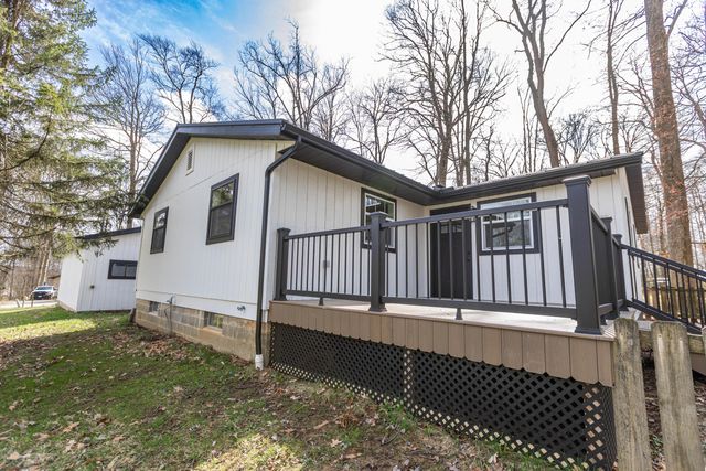 828 Terrace View Drive, Howard, OH 43028