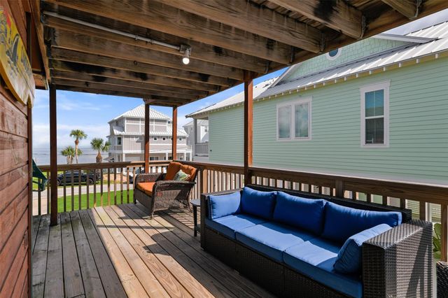 22101 Guadalupe Drive, Galveston, TX 77554