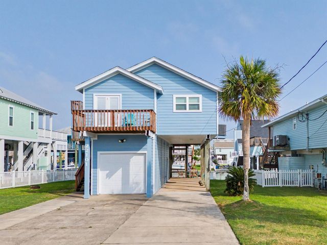 22101 Guadalupe Drive, Galveston, TX 77554