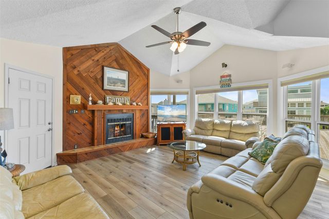 22101 Guadalupe Drive, Galveston, TX 77554