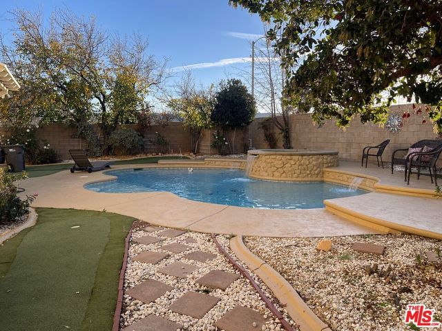 43637 59th Street, Lancaster, CA 93536