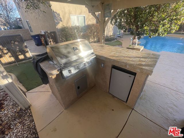 43637 59th Street, Lancaster, CA 93536