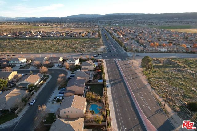 43637 59th Street, Lancaster, CA 93536