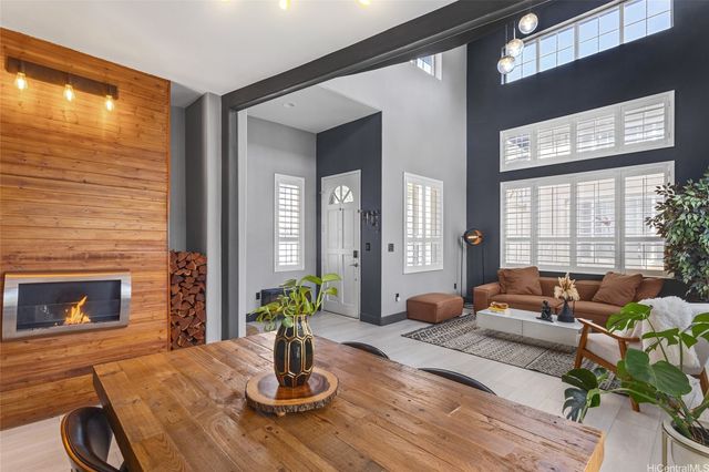 91-1010 Wahipana Street, Kapolei, HI 96707