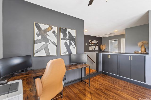 91-1010 Wahipana Street, Kapolei, HI 96707