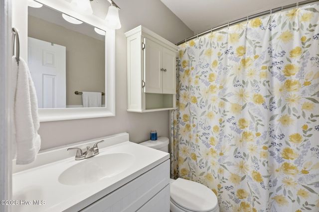 917 Starkland Way, Holly Springs, NC 27540