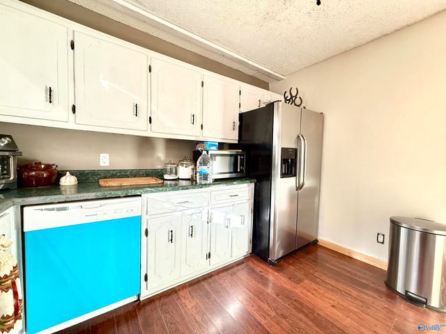 141 Chestnut Street N, Boaz, AL 35956