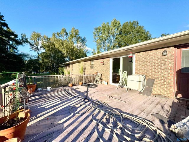 141 Chestnut Street N, Boaz, AL 35956