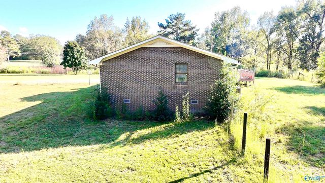 141 Chestnut Street N, Boaz, AL 35956