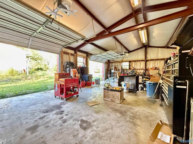 141 Chestnut Street N, Boaz, AL 35956