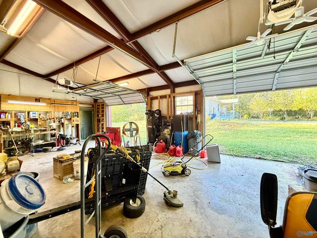 141 Chestnut Street N, Boaz, AL 35956