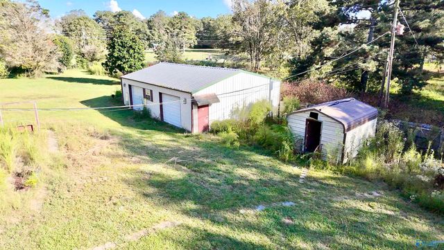 141 Chestnut Street N, Boaz, AL 35956