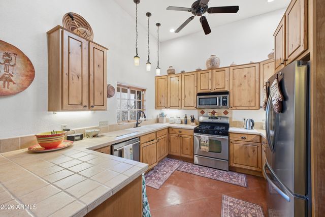 1006 E ANGEL BASIN Road, Queen Valley, AZ 85118