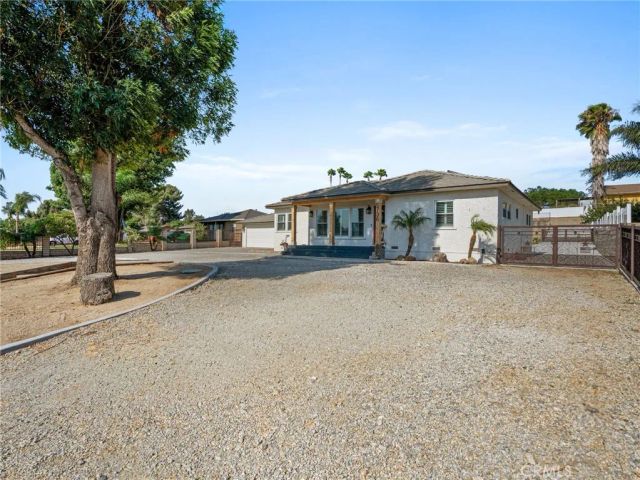 5736 Country Lane, Jurupa Valley, CA 91752