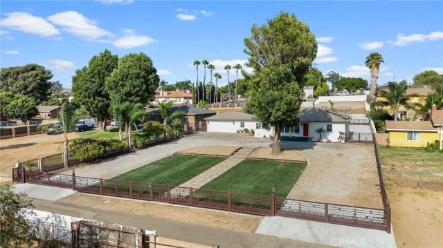 5736 Country Lane, Jurupa Valley, CA 91752