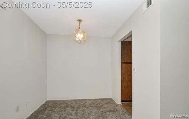 30074 W 12 Mile Road 114, Farmington Hills, MI 48334