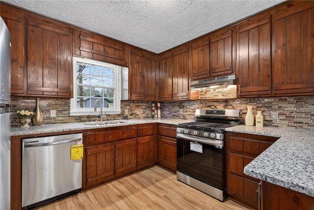 332 Pine Acres Drive, Canton, GA 30115