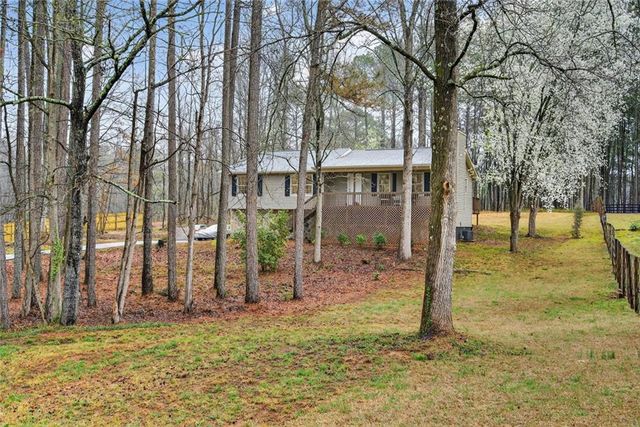 332 Pine Acres Drive, Canton, GA 30115