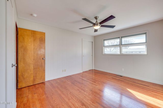 131 Deadrick Drive, Kingsport, TN 37663