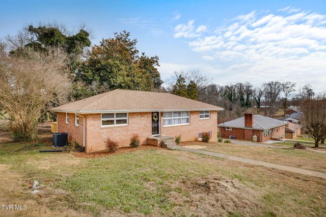 131 Deadrick Drive, Kingsport, TN 37663