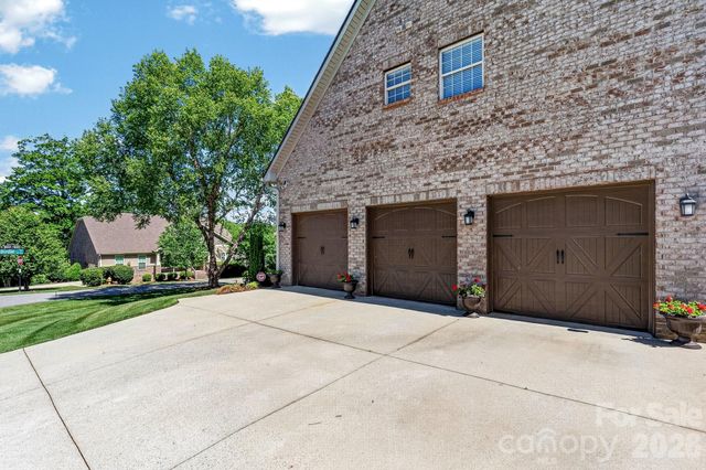 7835 Sand Trap Lane, Stanley, NC 28164