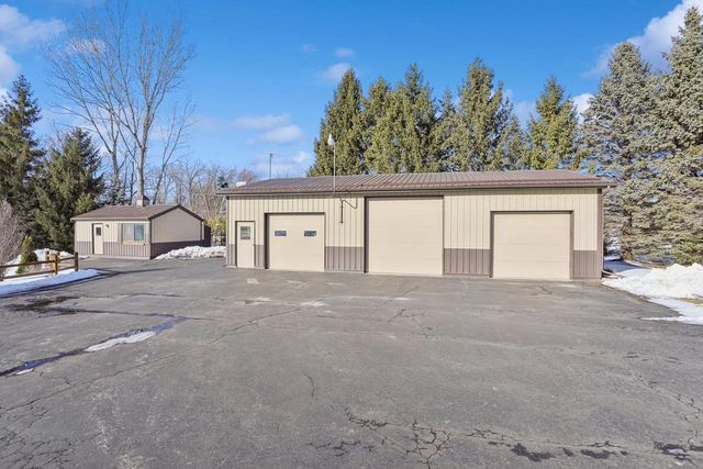 N6439 LAKESHORE DRIVE, Hilbert, WI 54129