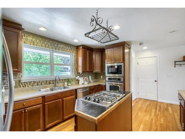 2125 Tabor Dr, Lakewood, CO 80215