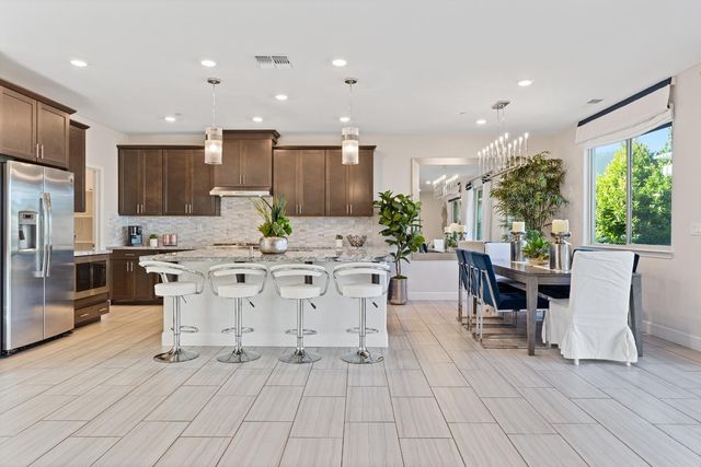1136 Mambo Way, Roseville, CA 95747