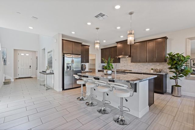 1136 Mambo Way, Roseville, CA 95747