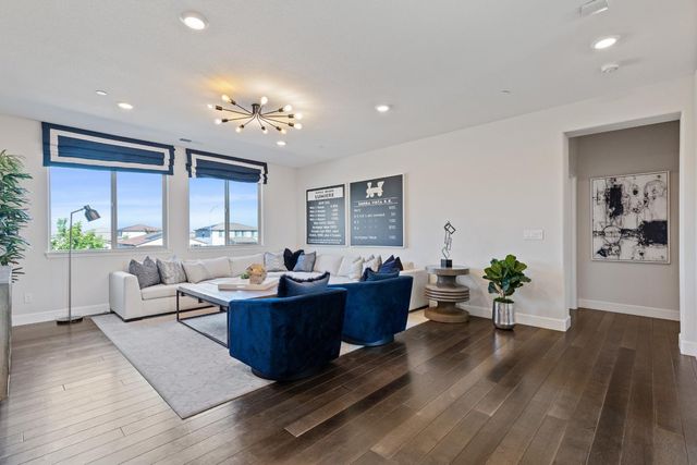 1136 Mambo Way, Roseville, CA 95747