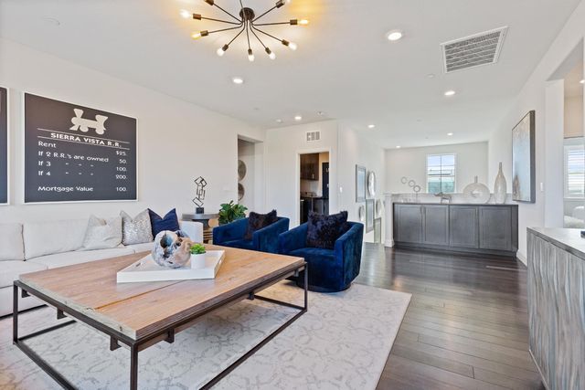 1136 Mambo Way, Roseville, CA 95747