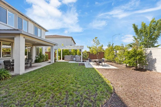 1136 Mambo Way, Roseville, CA 95747