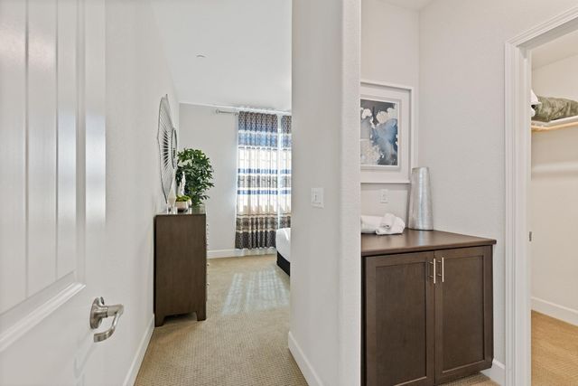1136 Mambo Way, Roseville, CA 95747