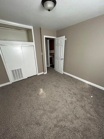 1453 Carman Street, Burton, MI 48529
