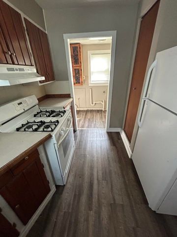 1453 Carman Street, Burton, MI 48529